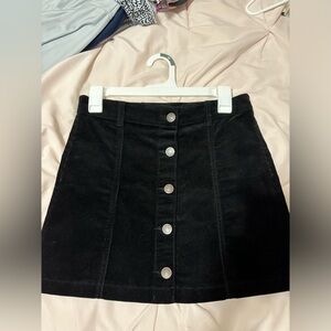 size medium; skirt